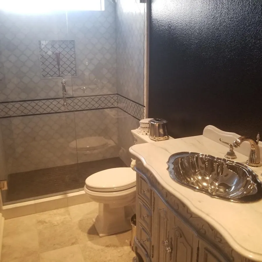 Professional plumbing work and bathroom remodeling in Sweetwater